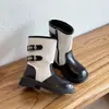 Botas de Moda para Niñas 2026 Otoño Nuevo Estilo Versátiles y Elegantes para Niños Botas de Cuero de Tacón Medio a Alto Estilo Coreano Botas de Cuero Suave Estilo Princesa