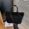 Bolso Grande Casual para Mujer 2026 Nuevo Bolso Versátil de Hombro Bolso de Hombro para Viajes de Negocios Bolso de Mano Bolso Tote Nuevo de Primavera y Verano