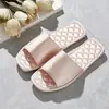 Zapatillas de Boda de Lujo Ligero Estilo Francés para Mujer Verano Punta Cuadrada Planas Cómodas Antideslizantes de Satén de Seda para Uso en Casa Interior