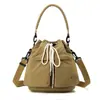 Bolso Bandolera de Moda de Transmisión en Vivo de Douyin, Diseño de Nicho Estilo Coreano, Bolso de Hombro tipo Cartera Pequeña, Bolso de Mano, Bolso Cubo para Viajes Diarios