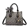 Bolso Bandolera de Moda para Mujer 2025 Otoño Nuevo Elegante para Dama Retro Simple Moda Bolso de Mano Hombro Bandolera