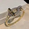 Conjunto de Pulseiras de Nariz de Porco Transfronteiriço Série Ot Cobre de Luxo Leve Zircônia Incrustada Fabricante Atacado