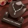 Conjunto de Collar, Aretes y Pulsera de Flor de Pedrería Estilo Nuevo Europeo y Americano para Novia, Colgante Dulce de Gota de Agua, Joyería Galvanizada Ecológica