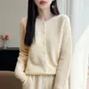 Otoño/Invierno 2026 Nuevo Cardigan de Punto Grueso de Lana Pura de Primera Línea Cuello Redondo de Siete Puntos Manga Larga Suéter de Lana de Color Sólido