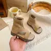 Sandalias Romanas Caladas de Color Sólido para Niñas, Modelo Nuevo 2026 con Cremallera Trasera, Suela Suave Transpirable, Botas Frescas de Verano Estilo Retro para Niños