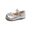 Zapatos de piel versátiles de moda para niños para primavera y verano con lazo, zapatos Mary Jane de princesa para niñas, zapatos nuevos de suela blanda