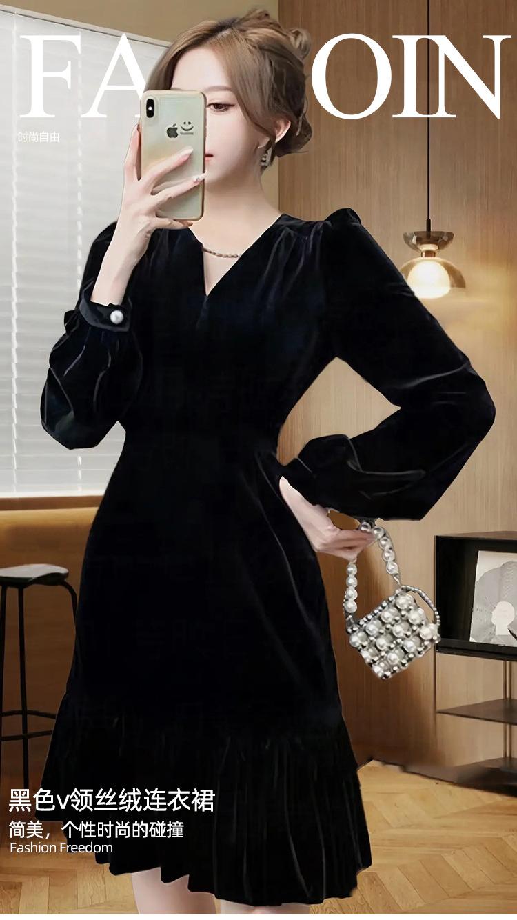 跨境淘货源分销2024春夏秋季裙子新款，街头潮流减龄小个子爆款欧货网红款，运动休闲运动气质休闲时尚流行新款春夏秋装，春夏秋装女装时尚套装女装春夏秋季套装女套装女女士运动服裙子单件连衣裙淑女风格女装时尚裙子盐系休闲女装2024百搭设计感小众洋气阿里国际站跨境采购Cross-border, online source, distribution 2024 spring and summer autumn, skirts, new styles, street trends, age reduction, small, explosive, European goods, network red, sports, leisure sports, temperament leisure, fashion popular, new spring and summer autumn clothing, spring and summer autumn women's clothing, fashion, suit women's clothing, suit women, women's sportswear, skirt single, dress, lady style, Women's fashion skirt, salt department, casual women's dress, 2024, everything, design sense, niche, foreign style, Ali International Station, cross-border procurement
