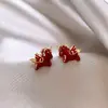 Pendientes Zodiacales del Año del Caballo Rojo para Mujer 2026 Nuevo Estilo Caliente Pendientes de Lujo Ligero Pendientes de Año Nuevo