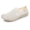 Sapatos Casuais Femininos de Primavera e Outono, Novos, com Solado Macio, Slip-On, Respiráveis, Resistentes ao Desgaste, Confortáveis, Versáteis, Sapatos de Um Só