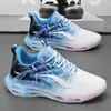 Sapatos masculinos Putian verão respiráveis comprimento médio corrida juventude lazer aumento de altura tamanho grande 4647 sapatos da moda para pais