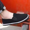 Zapatos de algodón de caña alta, talla grande, forrados para el invierno y cálidos, zapatos de algodón de doble capa para ancianos, antideslizantes, zapatos de algodón engrosados, zapatos de tela tradicionales de Beijing, antideslizantes