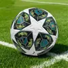 Novo Modelo Bola de Futebol Copa do Mundo 2026 EUA-Canadá-México, Tamanho 5 Laminada, Tamanho 4 Adesiva, Tamanho 3 PU Costurada à Máquina Bola de Futebol PVC Atacado
