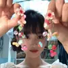 Aretes Florales con Súper Ambiente de Primavera, Aretes de Borla Florales Dopamina Estilo Bosque, Aretes Elegantes Estilo Vacacional