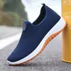 Zapatos casuales para hombre transpirables cómodos antideslizantes resistentes al desgaste versátiles zapatillas casuales para correr suela blanda con cordones zapatos para hombre
