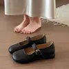 Zapatos Mary Jane de corte bajo estilo nuevo para mujer con hebilla, zapatos de suela blanda versátiles para primavera y otoño, punta redonda, estilo retro francés 2026