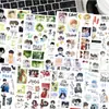 Collage Original Pegatinas de Anime Bidimensionales Hechas por Fans de una Linda Pareja Masculina que Causa Alergias Esperándose Mutuamente Después de la Escuela