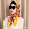 Novo lenço quadrado estampado floral transfronteiriço, turbante estilo étnico, lenço quadrado imitação de seda acetinada, à prova de poeira e quente