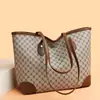 Bolsa de Grande Capacidade Bolsa Feminina 2024 Nova Retro Versátil Moda para o Trabalho Textura de Alta Qualidade Bolsa de Ombro Bolsa Tote