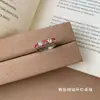 Anel de Cobre com Fileira Completa de Diamantes Deslumbrantes, Estilo Novo, Luxo Leve, Sensação de Alto Padrão, Temperamento Doce e Cool Único, Joias da Moda para o Dia a Dia