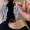 Aretes de Aguja Plateada con Borlas de Gota de Agua Incrustadas de Diamantes, Estilo Palacio, Nicho, Aretes Versátiles, Lujo Ligero, Venta al por Mayor de Aretes de Gama Alta