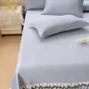 2026 Nuevo Modelo Clase A PE Poliéster Alfombrilla Refrescante de Frijol Hielo Polímero Alto Jacquard Tacto Frío Falda de Cama de Frijol Hielo Juego de Tres Piezas