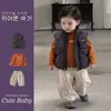 Chaleco de algodón a cuadros retro, de corte holgado, con cuello alto, acolchado para abrigar, una prenda exterior versátil de invierno para niños pequeños
