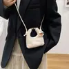 Accesorios de Dibujos Animados de Lana de Cordero, Lindos y Elegantes, Bolso Mini Versátil para Mujer, Nuevo Bolso Cruzado de Accesorios para Niños de Nicho Transfronterizo