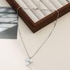 Corea del Sur Ins Flor de Mariposa Circonia Diseño de Nicho Collar Sencillo para Mujer Colgante de Moda Personalizado Cadena de Alta Calidad Versátil