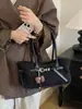Bolso de mano vintage de ante transfronterizo para mujer, nueva moda 2026, versátil, de alta gama, casual, para el día a día, bandolera