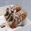 Zapatillas de entrenamiento alemanas para niños 2026 nuevo modelo de principios de otoño, zapatillas de moda estilo coreano con suela blanda para niños, zapatillas versátiles para estudiantes para niñas