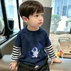 Camiseta Base Rayada Patchwork para Niños Modelo Nuevo 2026 Camiseta de Manga Larga Infantil Algodón Puro Top de Otoño para Niños Mayores