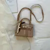 Bolsas de Luxo para Mulheres 2026 Primavera Novo Estilo Bolsa de Ombro para o Dia a Dia Moda Simples Design de Nicho Bolsa de Ombro Único Transversal
