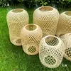 Abajur de Lanterna de Bambu Puramente Artesanal, Luminária Pendente Criativa com Personalidade Estilo Chinês, Design Artístico para Restaurante e Pousada, Lâmpada Retrô para Casamento