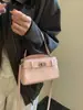 2026 Verão Nova Bolsa de Mão de Crocodilo de Alta Qualidade Simples Versátil Casual para o Dia a Dia Bolsa Transversal Atacado Bolsa Feminina