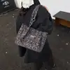 Comércio Exterior Transfronteiriço Mais Vendido Bolsa de Mão em Camurça Moda Feminina Design de Nicho Bolsa Tote de Ombro para Estudante Universitário