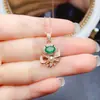 Venta al por mayor de fábrica Popular Colgante de Esmeralda Natural Plata S925 Incrustado Piedra Principal 5*7 Joyería de Lujo Venta Directa de Fábrica