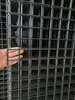 Tela de Arame Galvanizado, Tela Soldada, Tela de Cercamento Revestida de Plástico, Tela Protetora, Tela de Isolamento, Placa de Grade Decorativa para Teto Amarela Revestida de Plástico