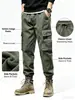 E-commerce Transfronterizo del Sudeste Asiático Pantalones Casuales de Terciopelo Grueso Otoño/Invierno para Hombre Joggers Sueltos Tendencia Americana Multibolsillo