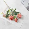 Flor artificial de seda rosa de cor suave com 3 cabeças para decoração de teto de quarto de casamento, vitrine de loja e decoração de local popular para fotos