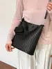 Bolso cruzado tejido vintage transfronterizo para mujer, nuevo bolso cruzado coreano de moda 2026, elegante bolso cubo de hombro, bolso de trabajo, moderno