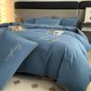 Conjunto de cama leve de luxo de alta qualidade bordado de quatro peças capa de cama de algodão lavado capa de edredom lençol quatro estações lixando dormitório conjunto de três peças roupa de cama