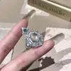 Collar para mujer con colgante bañado en plata con figura de Buda de calcedonia blanco hielo, diseños de hoja y calabaza, ágata y jade de Maitreya
