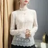 Top de encaje bordado con cuello alto para mujer, mangas acampanadas, holgado, nuevo para Otoño e Invierno 2025, ropa interior para mujer, camisa sexy y elegante