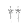 Pendientes de Plata con Lazo y Borla de Perlas, Pendientes Geométricos Redondos de Nicho con Diamantes Completos, Pendientes de Lujo Ligero Redondos con Perlas y Tachuelas de Diamantes