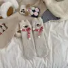 Calcetines de Coral Fleece Oso Pequeño para Mujer, Calcetines Lindos de Dibujos Animados hasta la Pantorrilla, Calcetines Gruesos y Suaves Calientes de Invierno, Calcetines para Dormir que no Sueltan Pelusa