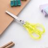 Tijeras pequeñas para niños de 5 pulgadas, tijeras de mano para bricolaje, tijeras de seguridad para estudiantes, tijeras de papelería de acero inoxidable con mango de plástico y cabeza redonda.