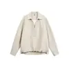 Camiseta casual y estilizada para hombre, color blanco roto, estilo francés con tacto de lino, cuello, pliegues de acordeón multicapa, capa interior falsa en forma de V, dobladillo entallado