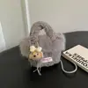 Bolsa de Felpa Esponjosa de Alto Valor Nuevo Estilo Otoño 2026 Moda Personalizada Casual Bolso de Mano Bolso de Cubo de Color Sólido