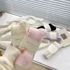 Meias grossas de tricô brancas para mulheres, novo estilo outono/inverno 2026, meias longas para dormir, quentes para o inverno, forradas com fleece, grossas e com design de babado