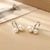 Pendientes de perla simples y elegantes estilo coreano y japonés, pendientes versátiles de alta gama y moda para el uso diario, pendientes de aro populares